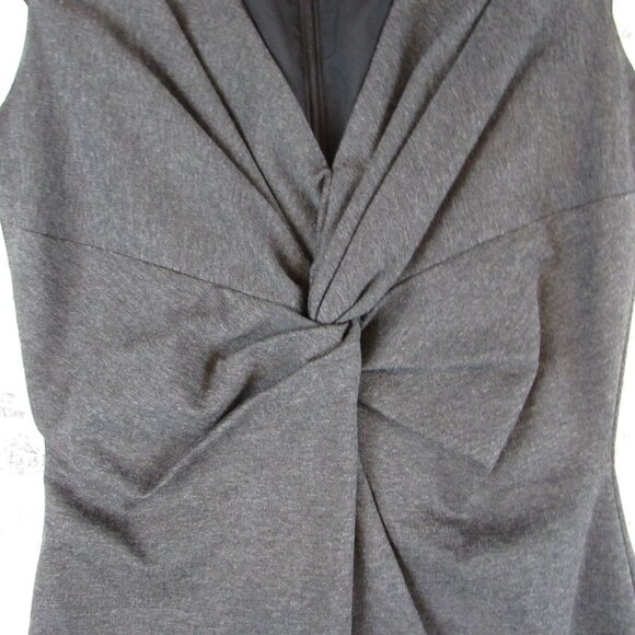 Amy Matto Womens TWIST Front v neck Sleeveless Knit Sheath Dress Gray Size 2 USA - Picture 5 of 6